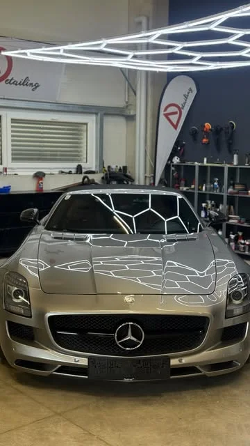 Mercedes-AMG SLS in Silber nach Politur im A.Detailing Studio Linz